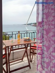 Beachfront Alonissos Rooms - Galazia Thea Gems - Image 4