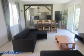 Maison Au Milieu De La Foret - Image 1