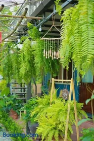 Rusty Garage Homestay Huế - Image 3