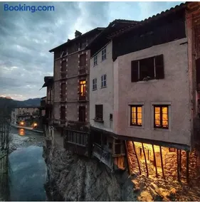 Maison suspendue avec jacuzzi privatif - Image 2