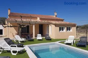 LE CALME EN PROVENCE - Image 1