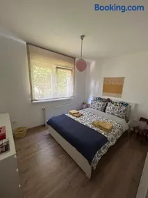 Kisvirág Vendégház - Image 1