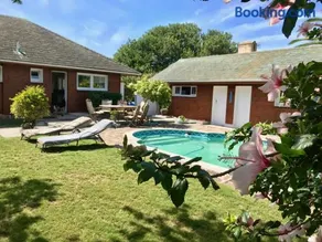 African Holiday home in Table View - Image 1