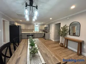 Cozy Lake Home at Raysville - Image 2