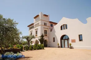 El Serral Hotel & Spa - Image 1