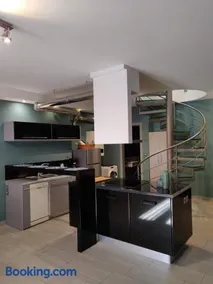 Elegant Bright Apartment with Acropolis view terrace - Image 4