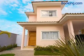 Casa moderna Piscina, Churrasqueira em Condomínio - Image 3