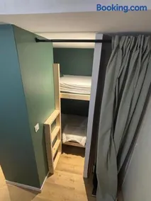 Emplacement idéal appart refait à neuf idéal 4 personnes possible jusqu a 6 - Image 1