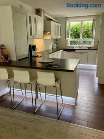 Ganzes Haus mit 3 Zimmern an der Messe Hannover - inclusive Parking - Entire House at Hanover Fairground - Wifi - Homeoffice - Image 2