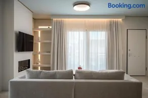 Selas Spacious 3 BDR Apt by Hospi Living - Image 3