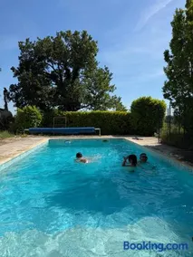 Studio Piscine en Drôme Provençale Repas Asiatique sur demande - Image 1