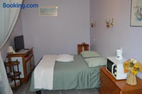Chambre Charentaise - Image 1