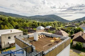 Ubytovanie vo vlčích horách - Image 1