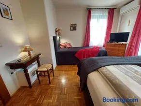 Titi Family Apartman - Image 4