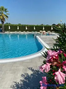 Apt Gardasee Lazise Cola - Image 2