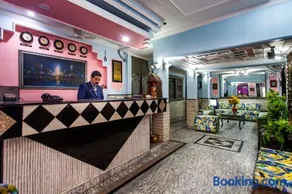 Hotel Sunshine - Karol Bagh Budget Stay at New Delhi - Image 4