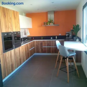 Apartment in Saint-Genis - Image 5