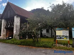 Apartma Pr'Csrlu - Image 2