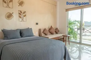 Five bedroom Private house with pool in Chetumal - Image 4