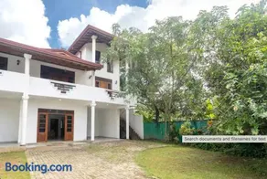 The Ivy Grove - Image 1