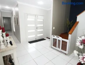 Riverside Retreat - Image 3