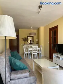 bonito apartamento junto al mar y zona céntrica - Image 2