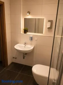 Hotel am Rondo KOSTENLOSE PARKPLÄTZE - Image 3