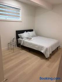 Cozy Comfortable Retreat - Image 1
