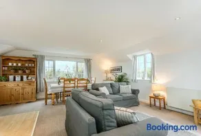 Arnold Cottage - Image 3