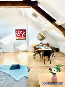 Cozy Apartment in Antwerpen Centraal - Image 1