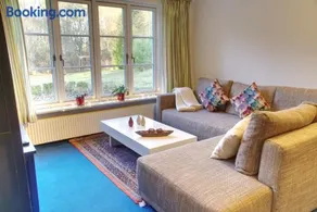 Voll ausgestattete Ferienwohnung mit Garten, Grill und Terrasse - Image 2