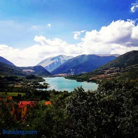 Lago Vivo - Image 1