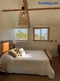 Cosy Cabane Boise solaire, Balneo bath et toilette seche a la Ferme - Image 3
