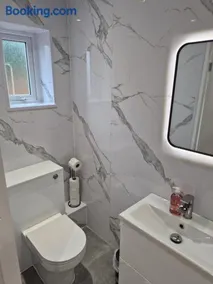 Newly made apartment extension on house - Image 1