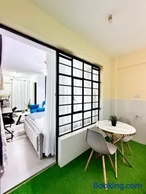 Yeswa Suites 4X Studio - Image 3