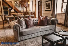 The Coach House - Image 4