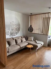Ruhiges Designer Apartment in Zentrum & Rheinnähe - Image 2
