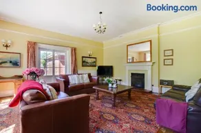 13 Bed in Tattingstone oc-tat26 - Image 3