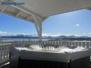 Centrally Located Cabin by the Sea - Sortland - Image 5
