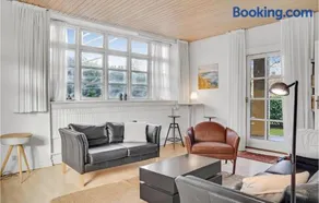 4 Bedroom Stunning Home In Torrig L - Image 2
