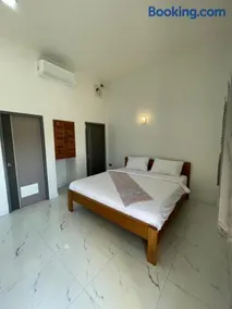 NIRAN Hotel & Residence - Image 2