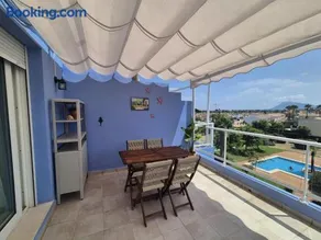 Cozy sunny apartment near the beach - Image 4