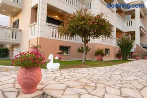 Lady Elena Hotel - Image 1