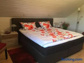 Appartement entièrement équipé avec piscine, barbecue et terrasse - Image 3