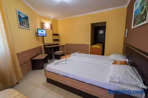 Hotel Luxor - Image 4