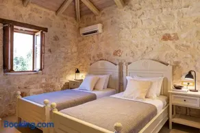 Paliokaliva Apartments and Villas - Image 3