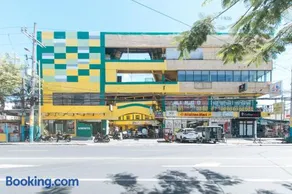 RedDoorz near SM City Muntinlupa - Image 2