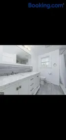 The Carneys Point Cottage - Image 5