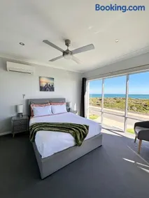 Ocean View Beach House !! - Image 2