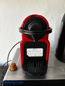 Vous viendrez vivre ici , 3 pièces châtaignier garage à moto - Image 1
